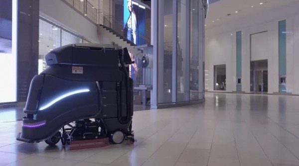 What is a Commercial Floor Scrubbing Robot?